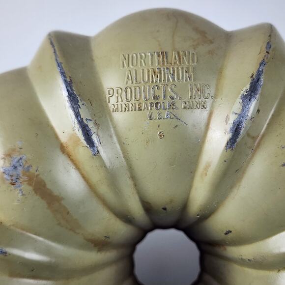 Vintage Northland Aluminum Minnesota USA Cooking Form Cast Iron Bundt Cake Pan - Picture 4 of 6